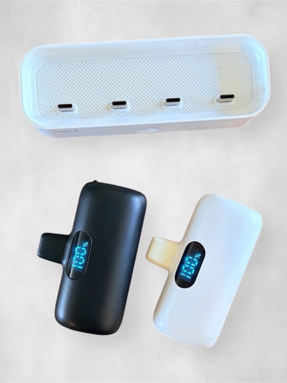 iWALK Portable Charger Lot of 2 Lightning Power Banks w/ Charging Dock & Cable